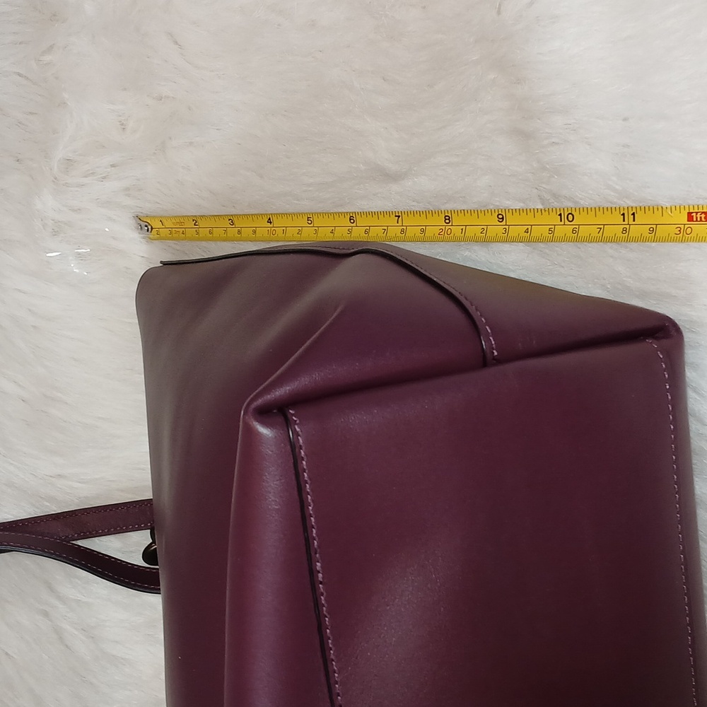 Coach Signature Chain Central Boysenberry/ Dark purple  Tote - Picture 5 of 9